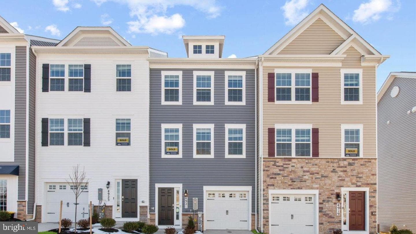 5011 Silver Oak Drive