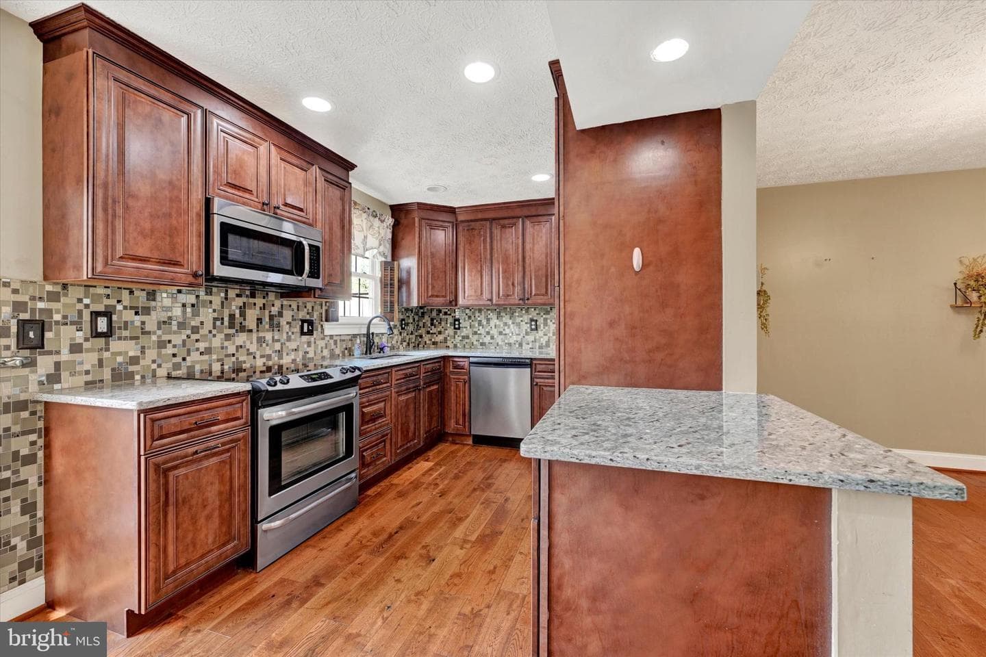 19 Derwood Court photo 3