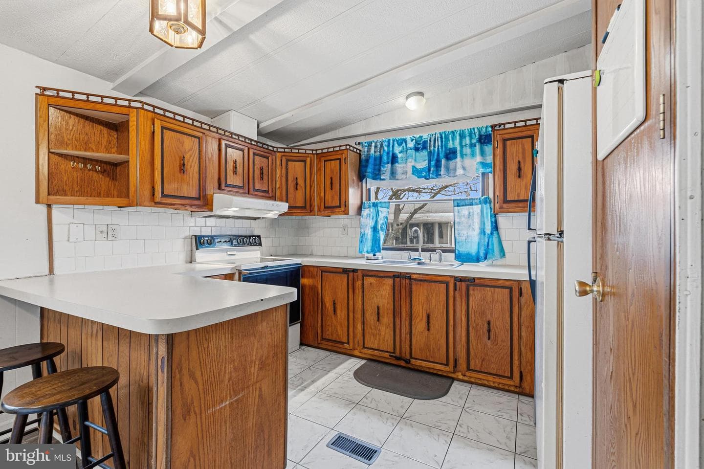 111 Briarwood Road photo 10
