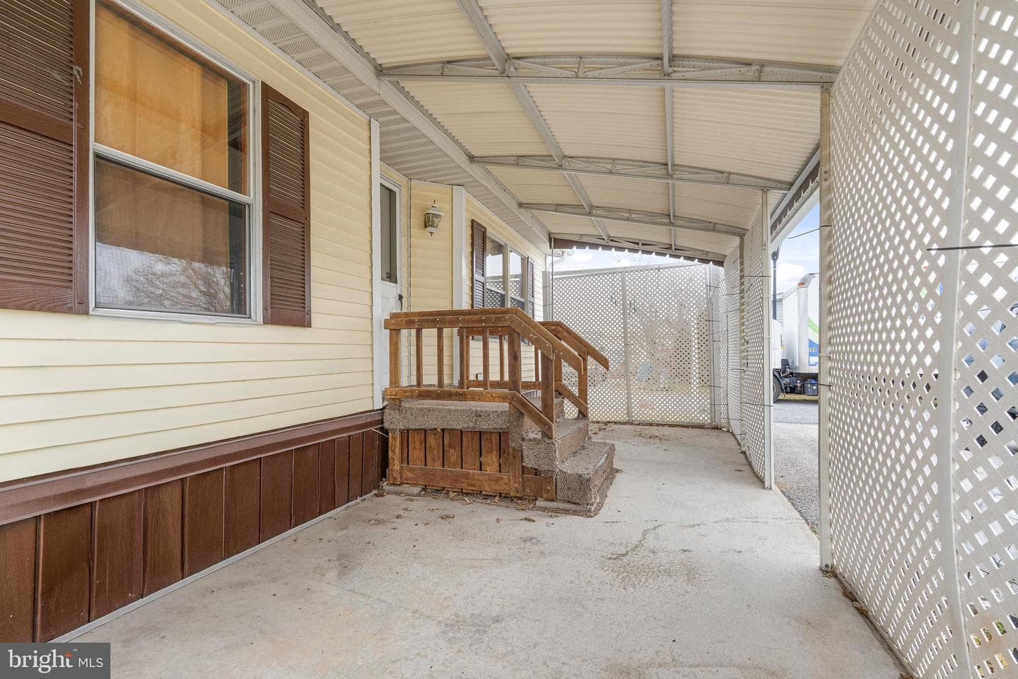 111 Briarwood Road photo 2