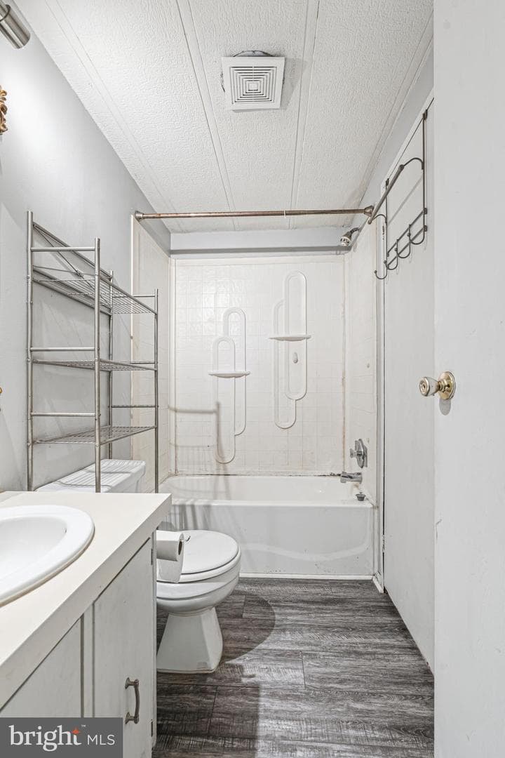 111 Briarwood Road photo 24