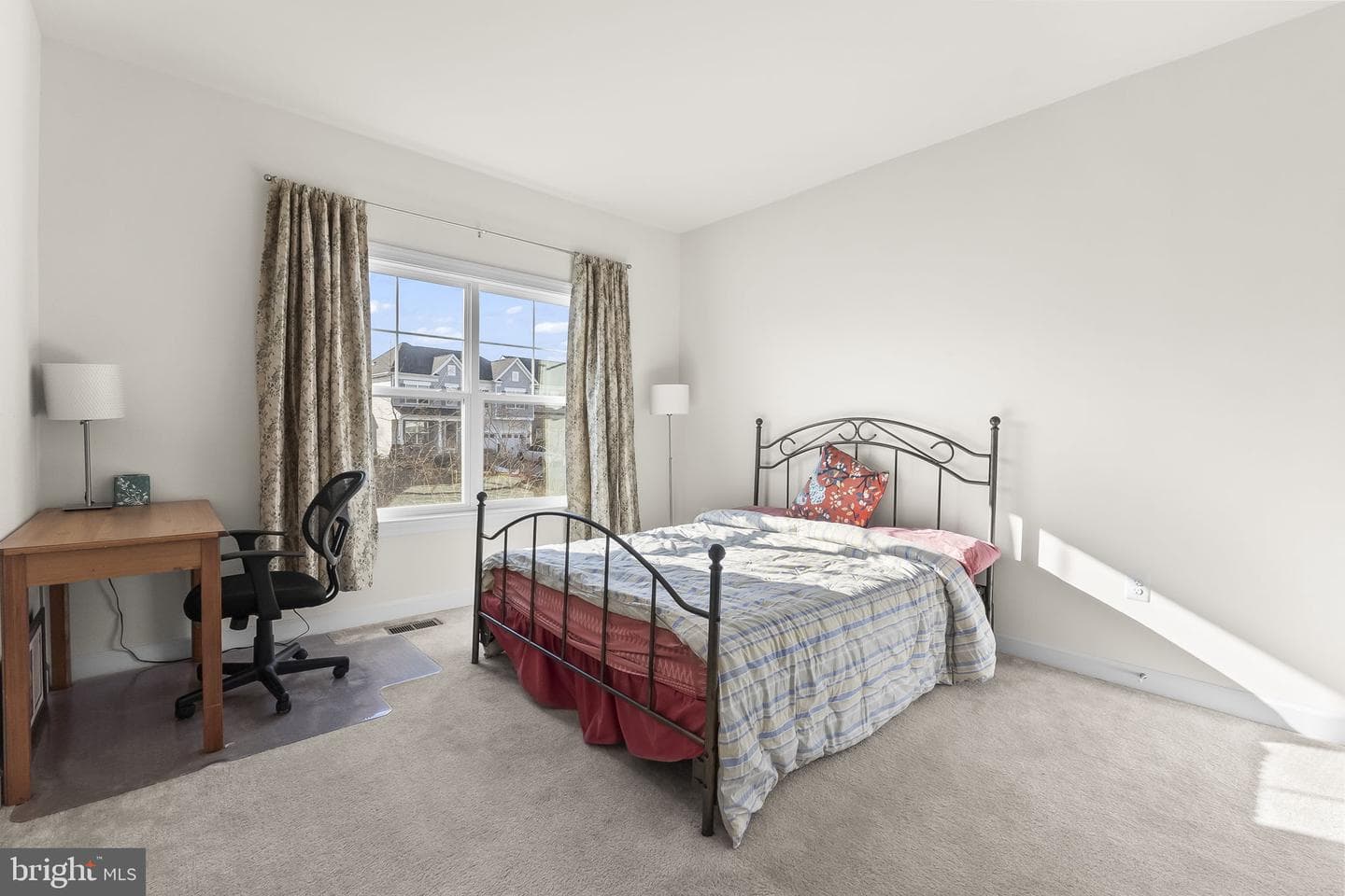 27 Eden Terrace Lane photo 16