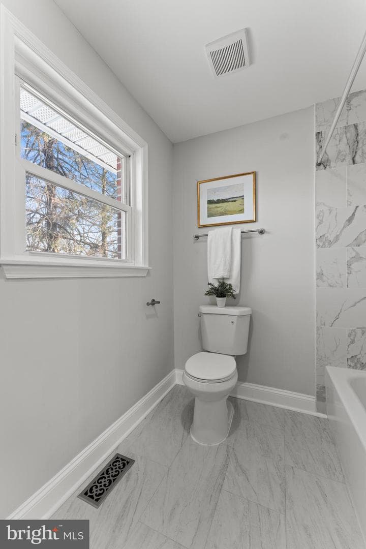 103 Gibbons Boulevard photo 29