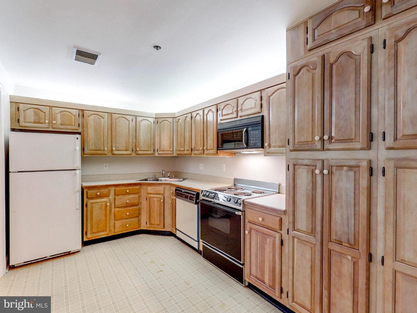 205 Brightwood Club Drive #205 photo 13