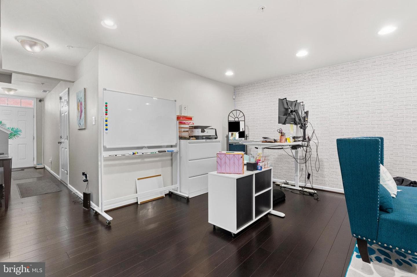 9301 Silver Charm Drive photo 4