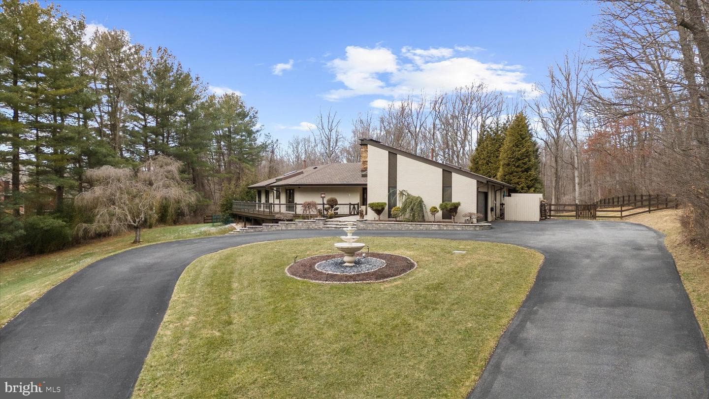 2308 Caves Road photo 5