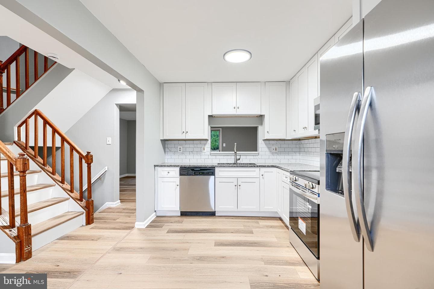 28 Sandstone Court photo 9