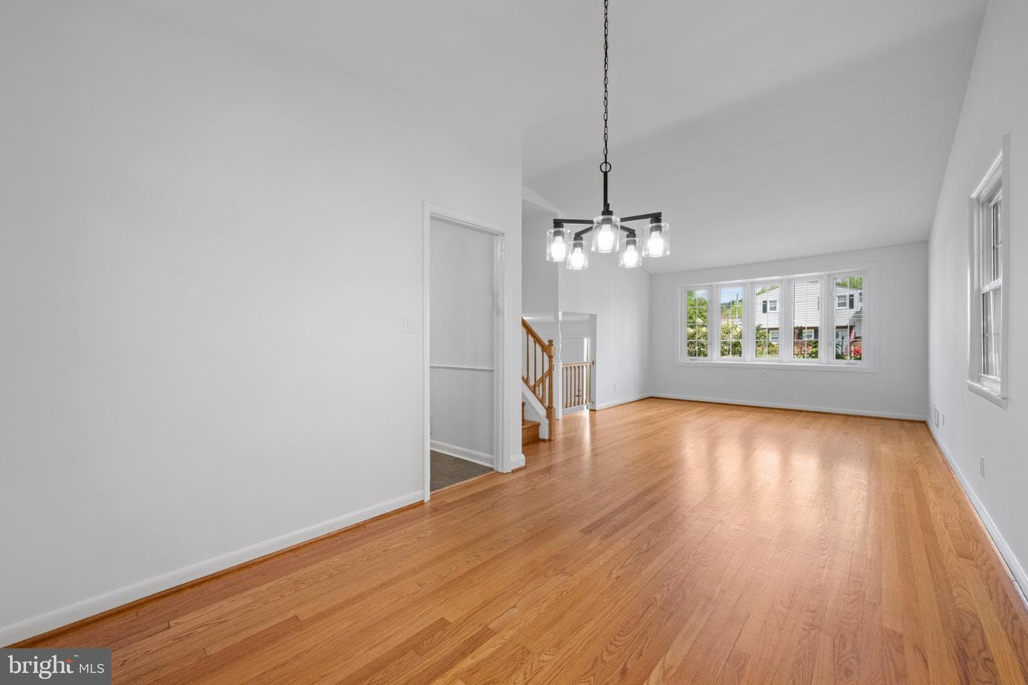 1005 Jamieson Road photo 21