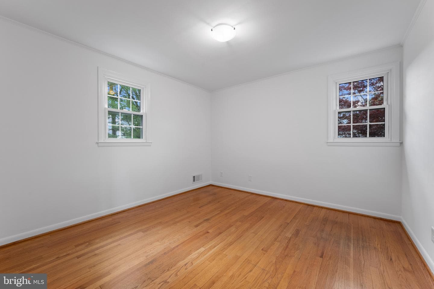 1005 Jamieson Road photo 28