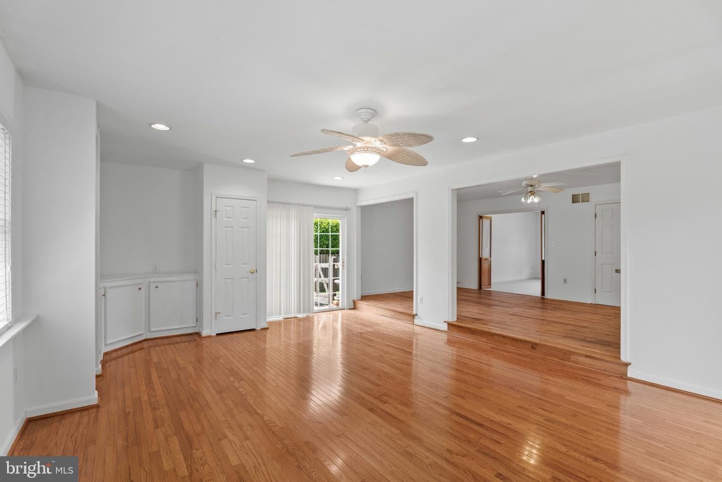 2031 Pleasant Villa Avenue photo 16