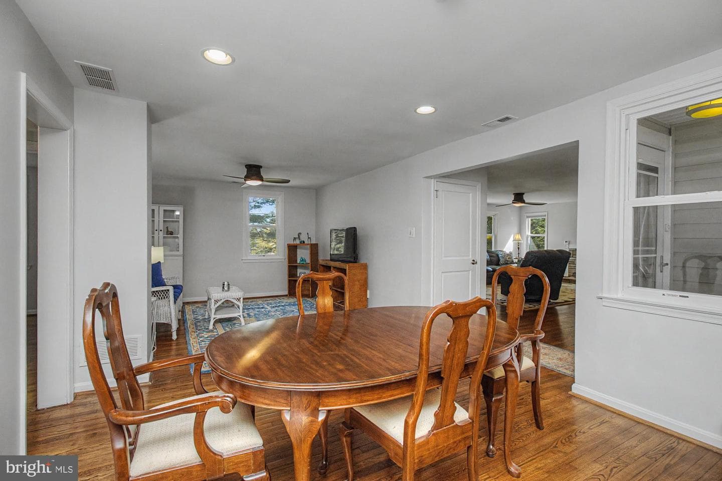 9951 Hilltop Drive photo 21