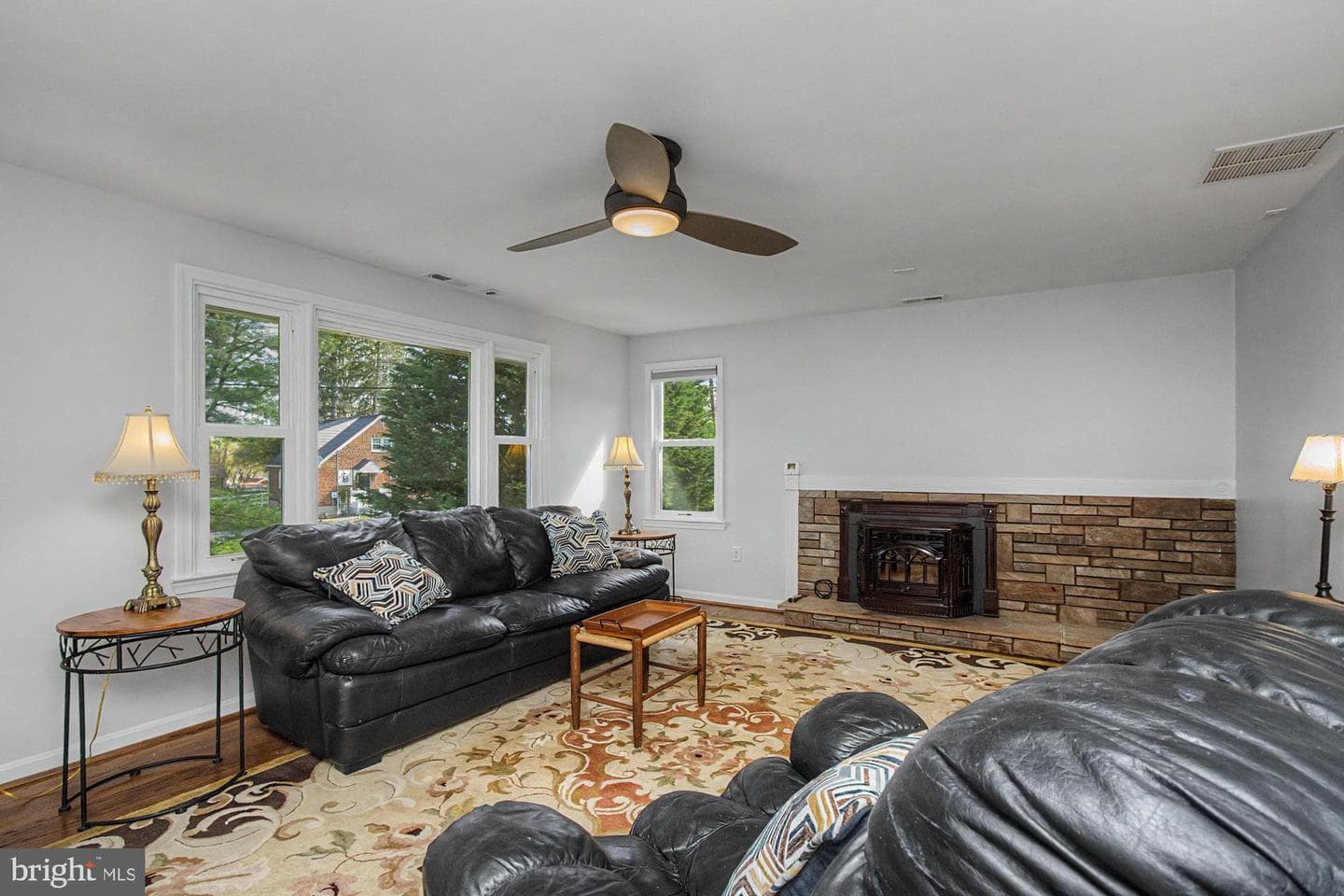 9951 Hilltop Drive photo 8