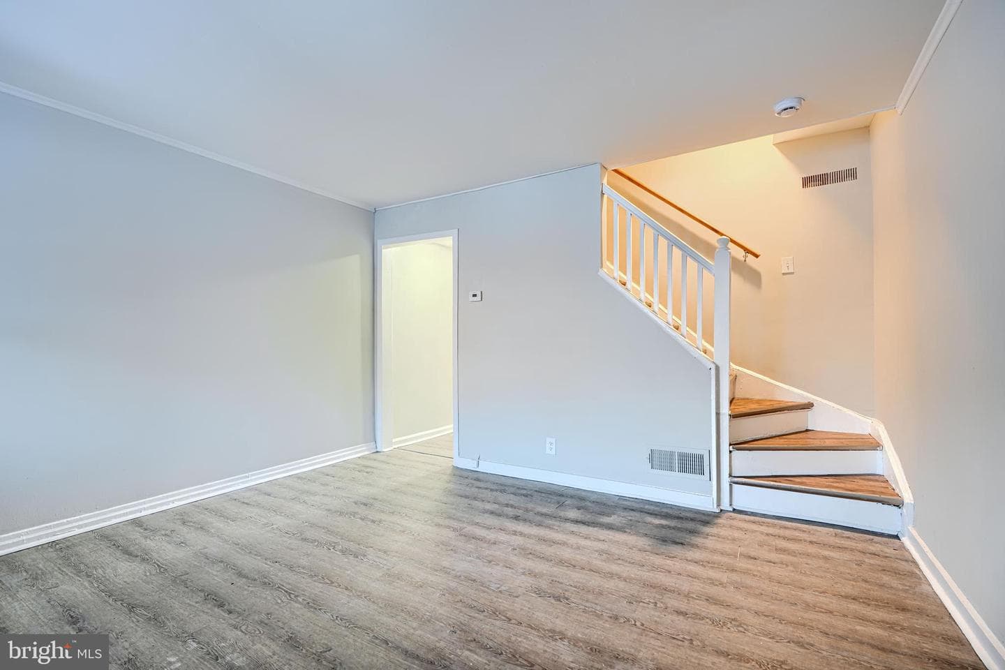 402 Chestnut Court photo 33