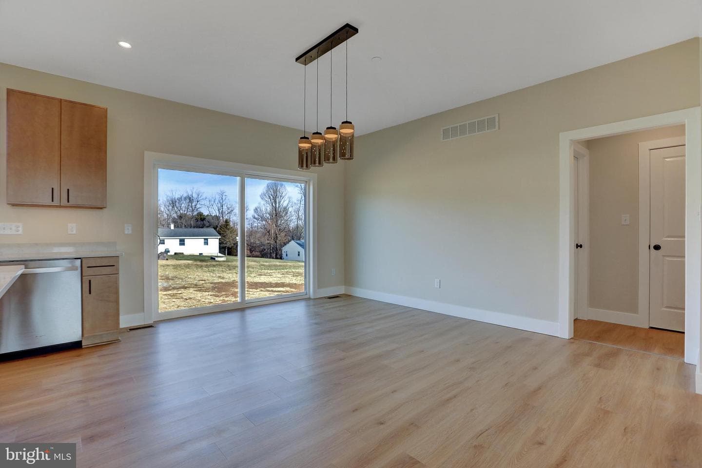 3542 Revolea Beach Rd photo 17