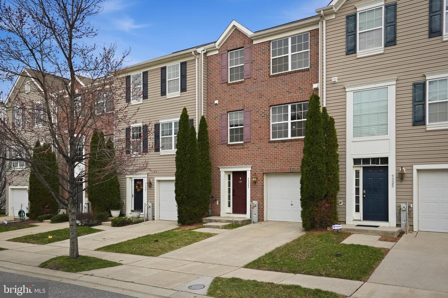 9322 Master Derby Drive photo 2