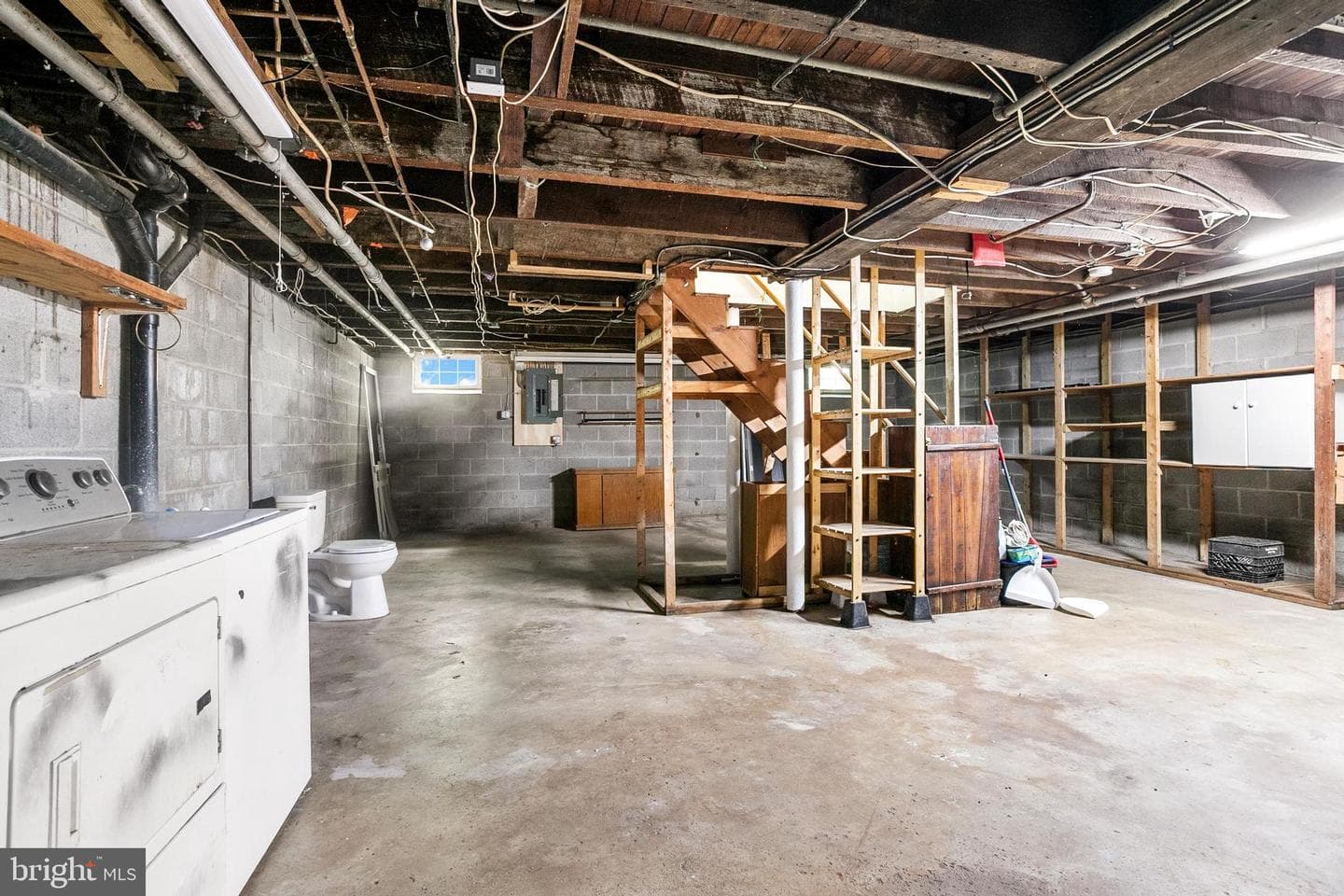8633 Fowler Avenue photo 47