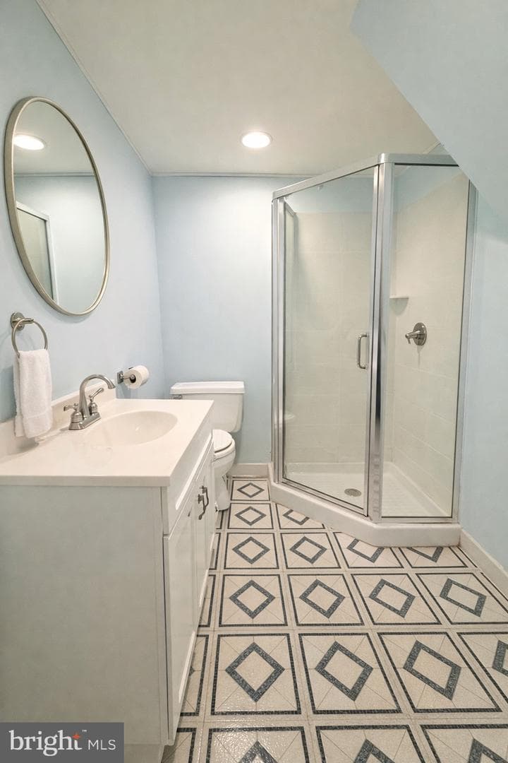 8418 Kavanagh Road photo 23