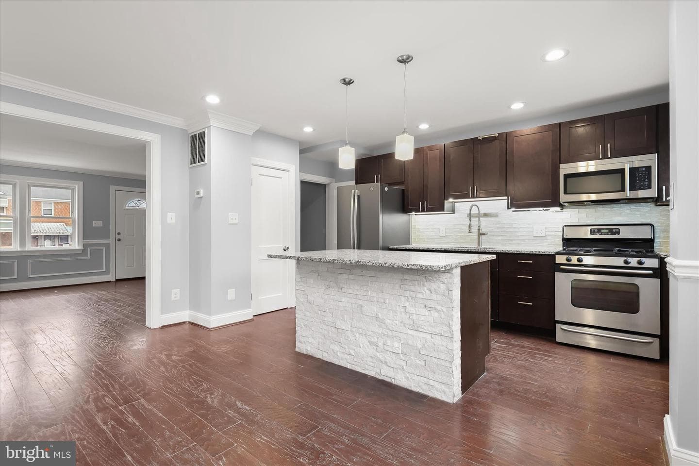 312 Leeanne Road photo 12