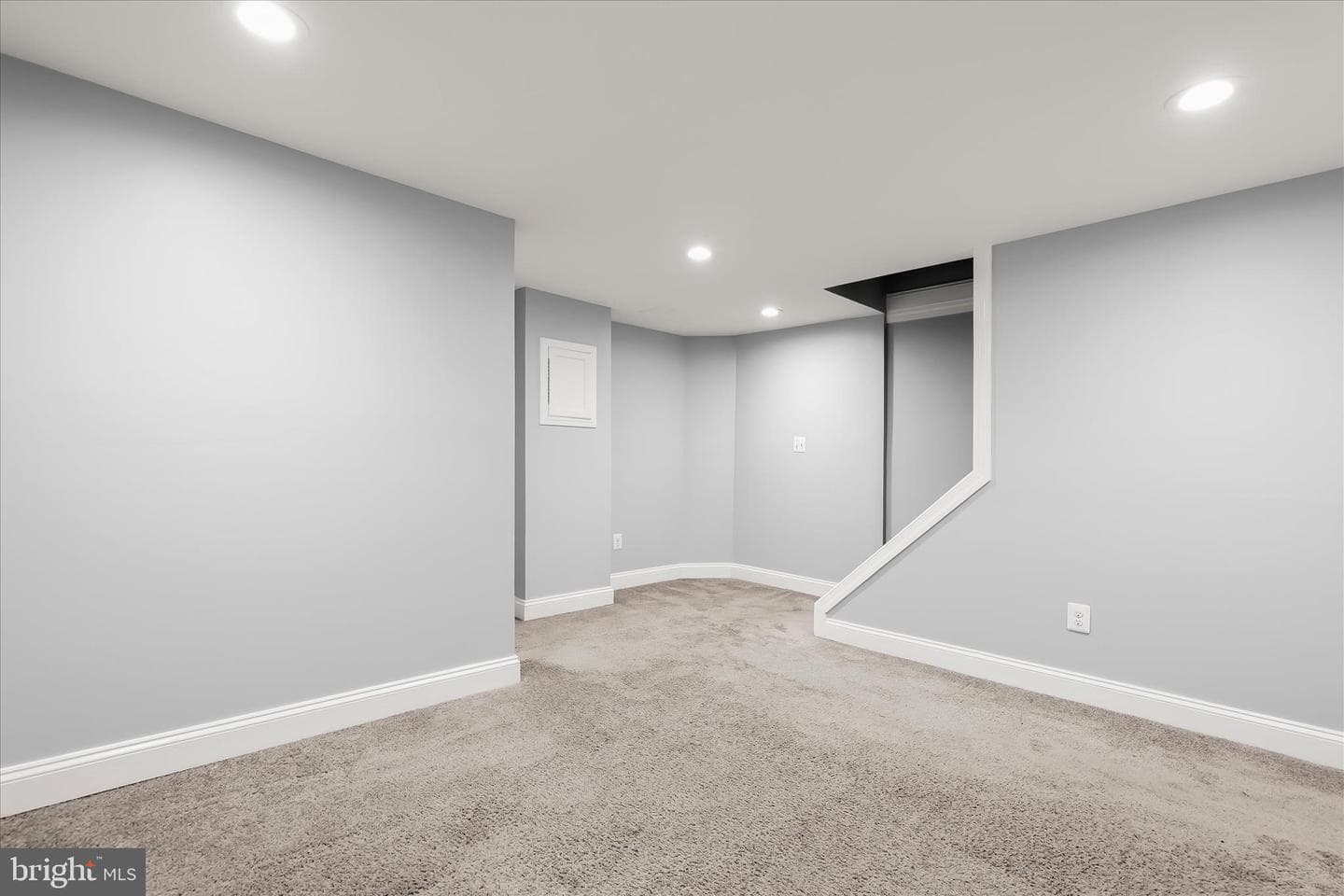 312 Leeanne Road photo 29