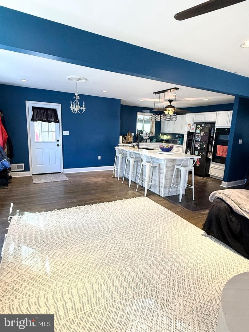 7051 Greenbank Road photo 14