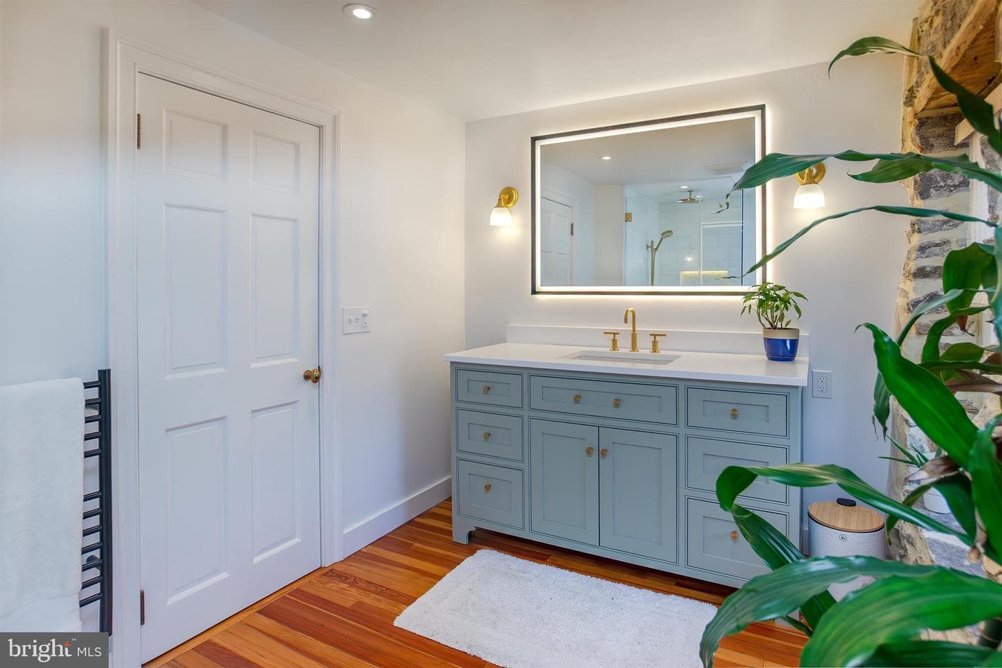10108 Falls Road photo 22