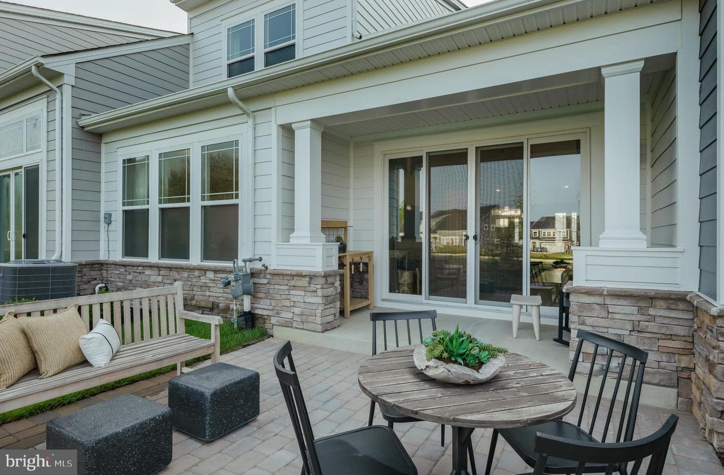 188 Kelly Way photo 21