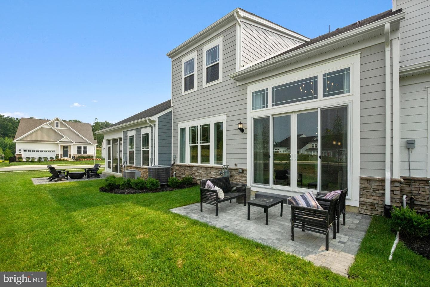 182 Kelly Way photo 48