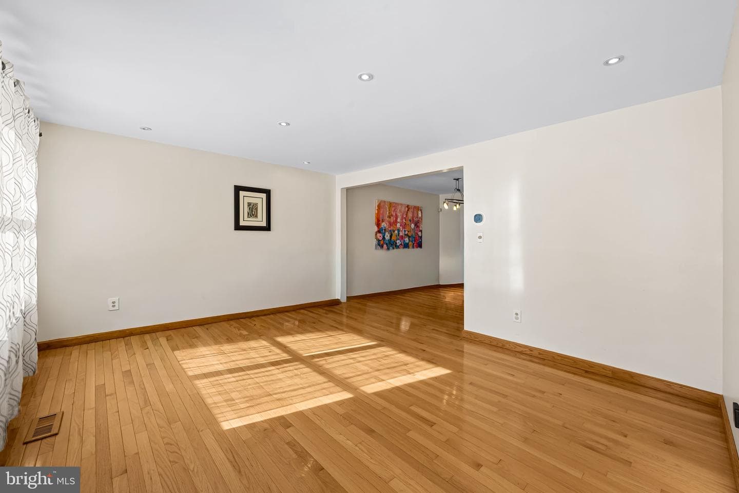2 Chellis Court photo 18