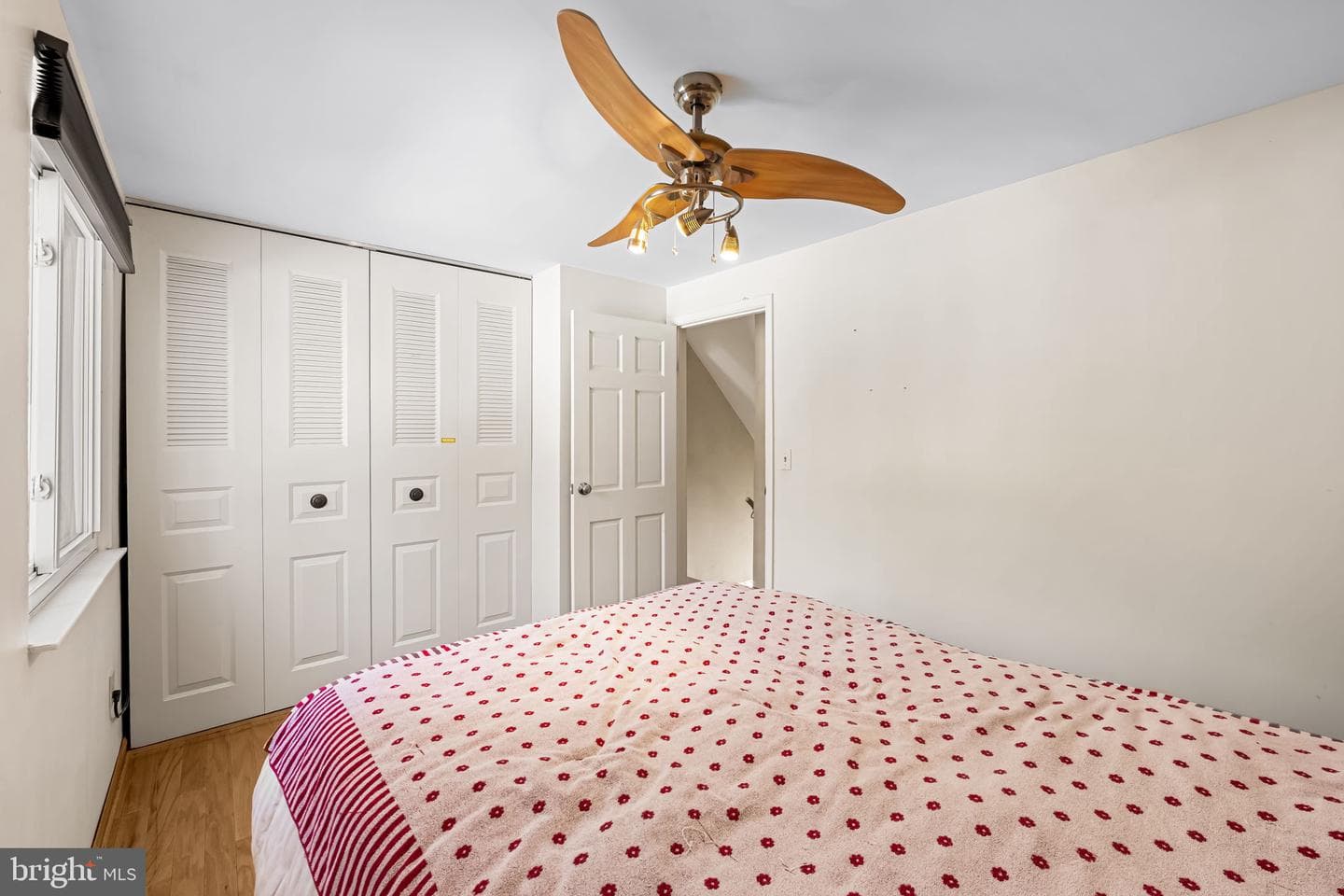 2 Chellis Court photo 27