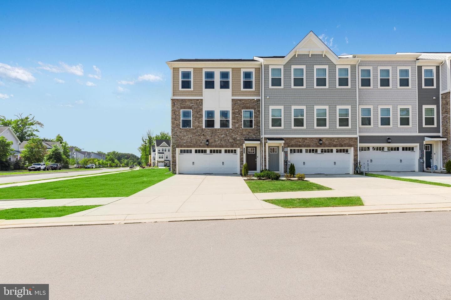 1800 Watermark Way photo 2