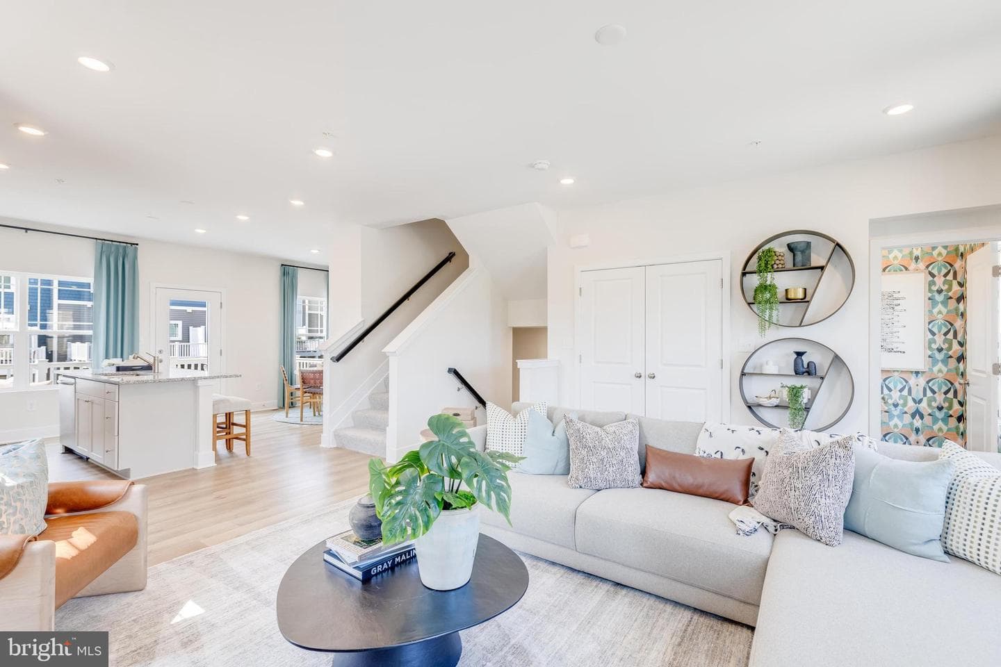 1800 Watermark Way photo 4