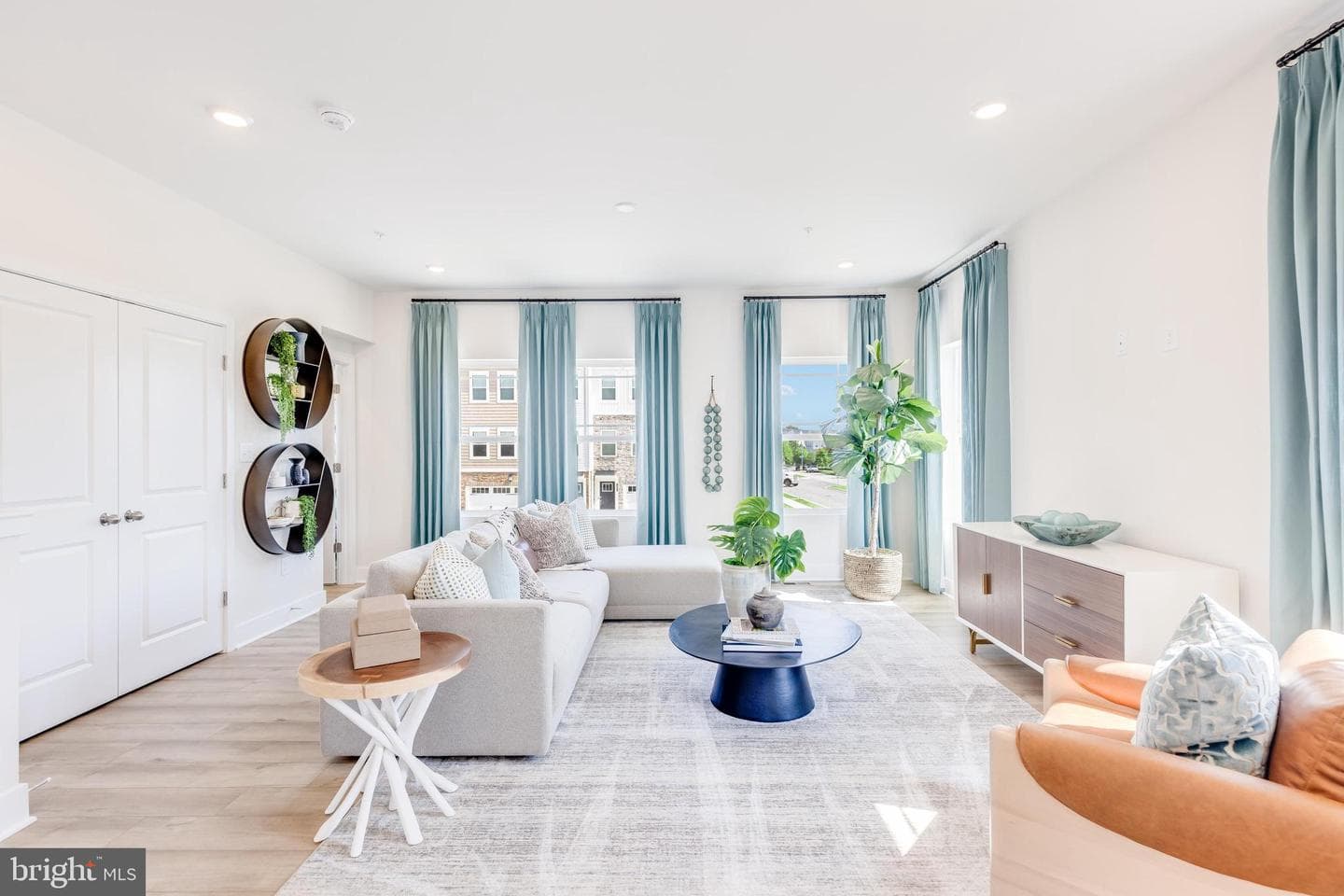 1800 Watermark Way photo 6