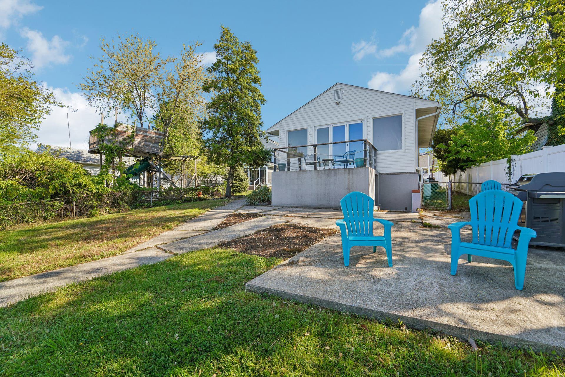 923 Short Road photo 23