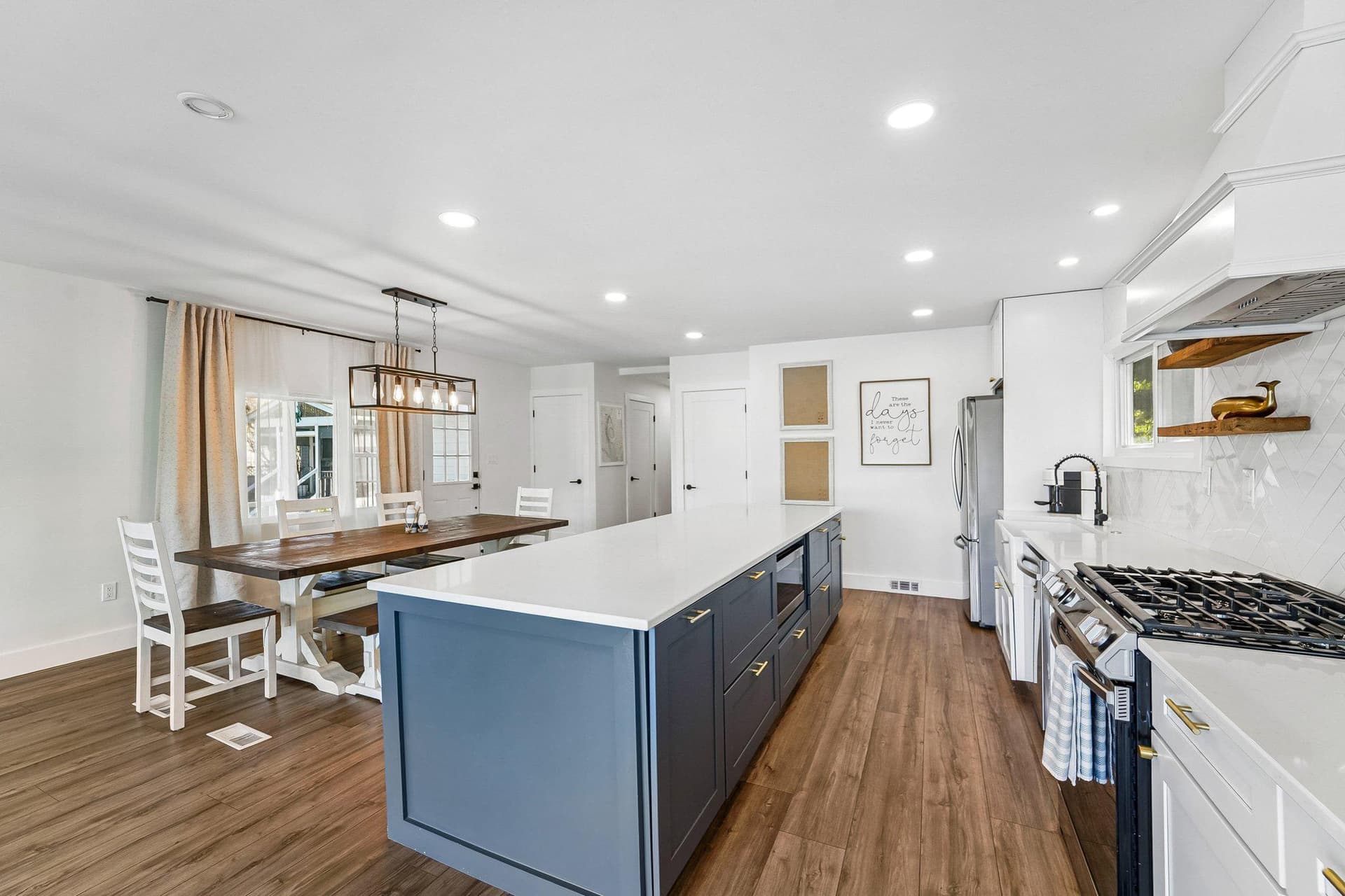 923 Short Road photo 5