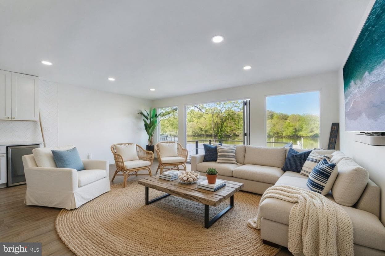 923 Short Road photo 6