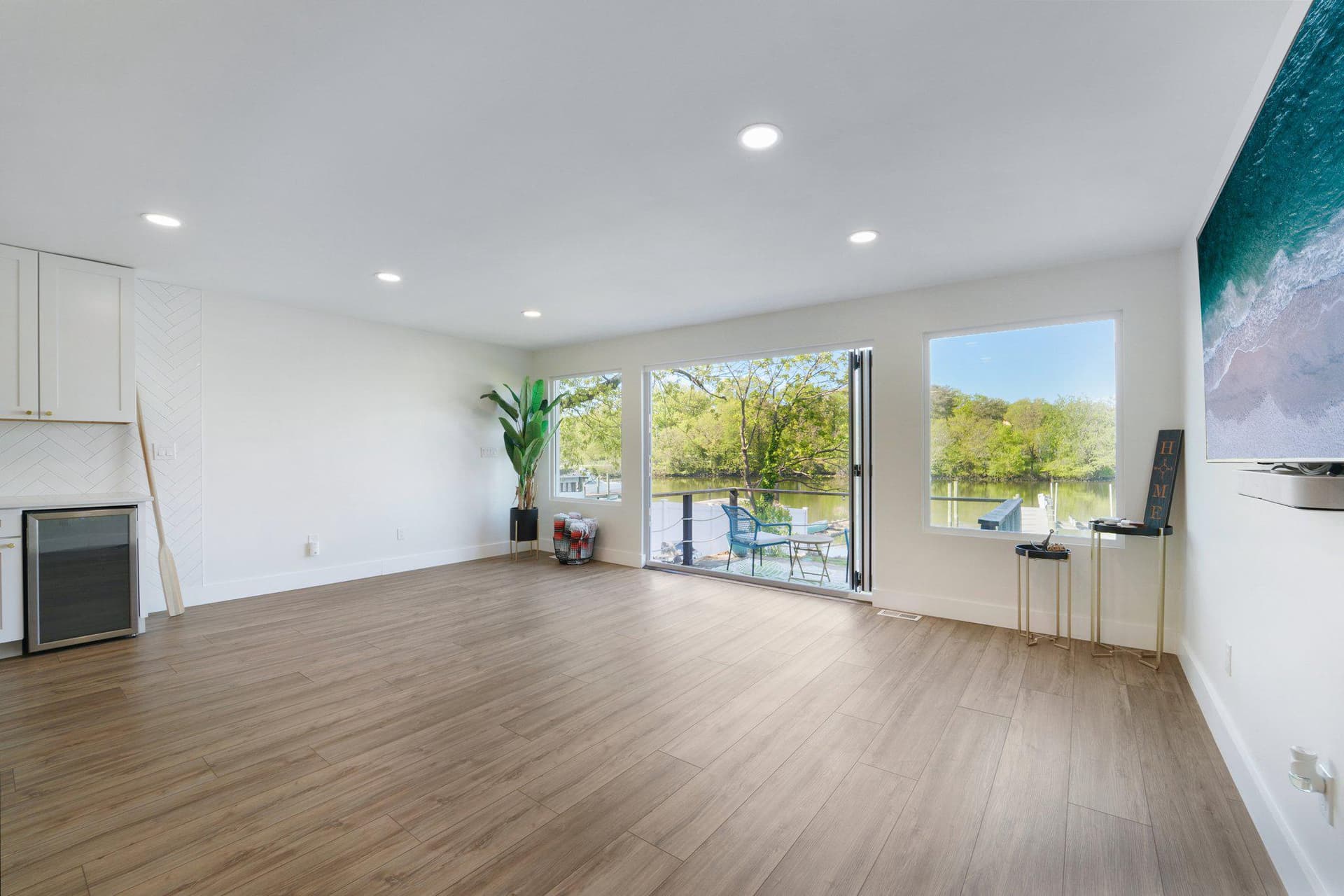 923 Short Road photo 7