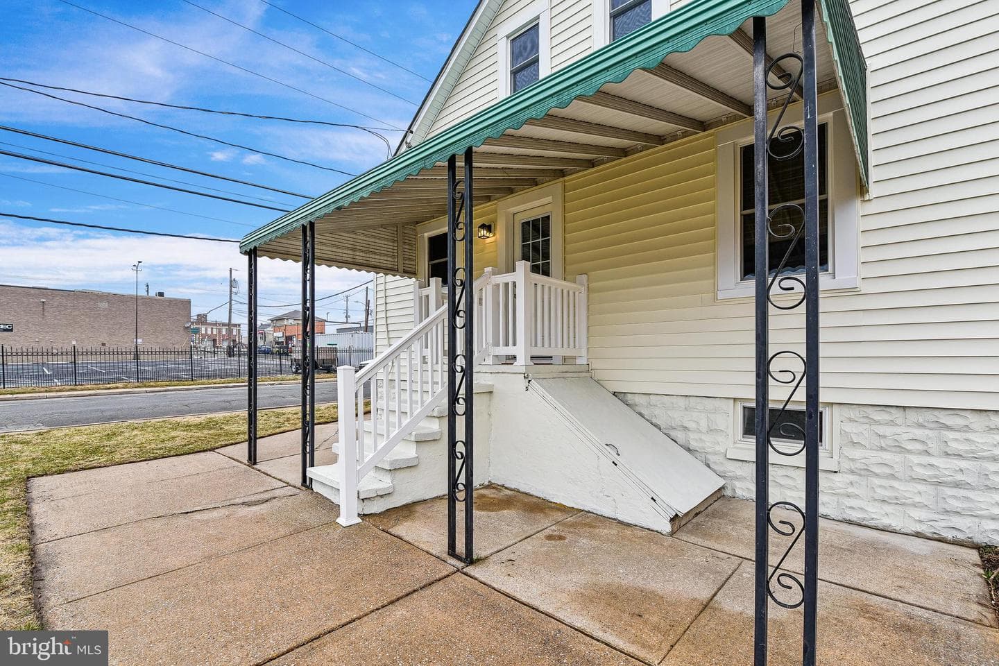 100 Margaret Avenue photo 44
