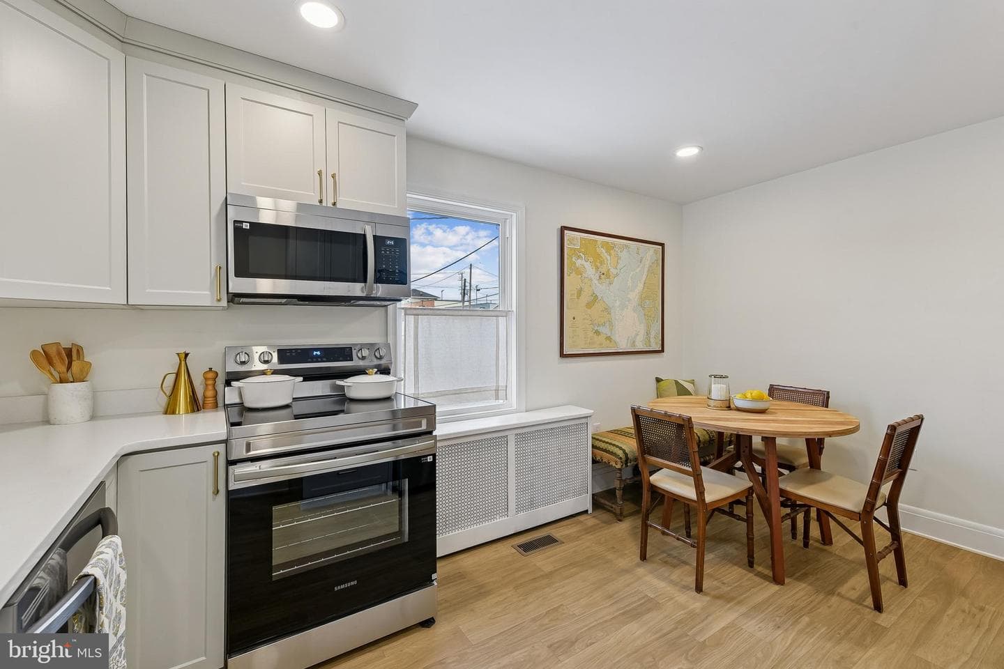 100 Margaret Avenue photo 6