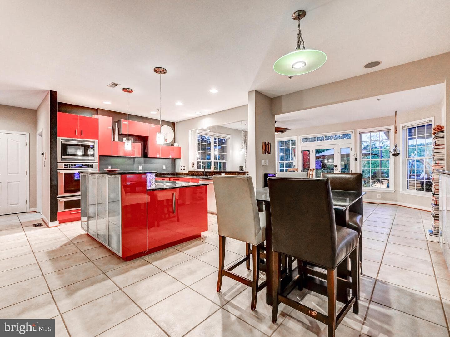 900 Zenith Drive photo 11