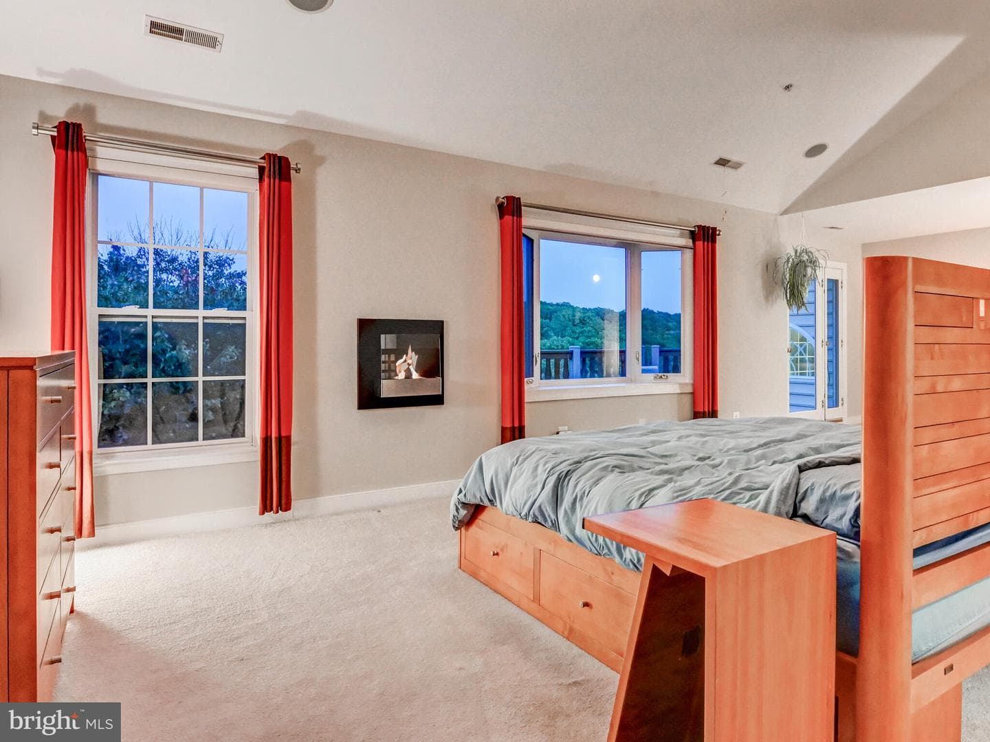 900 Zenith Drive photo 20
