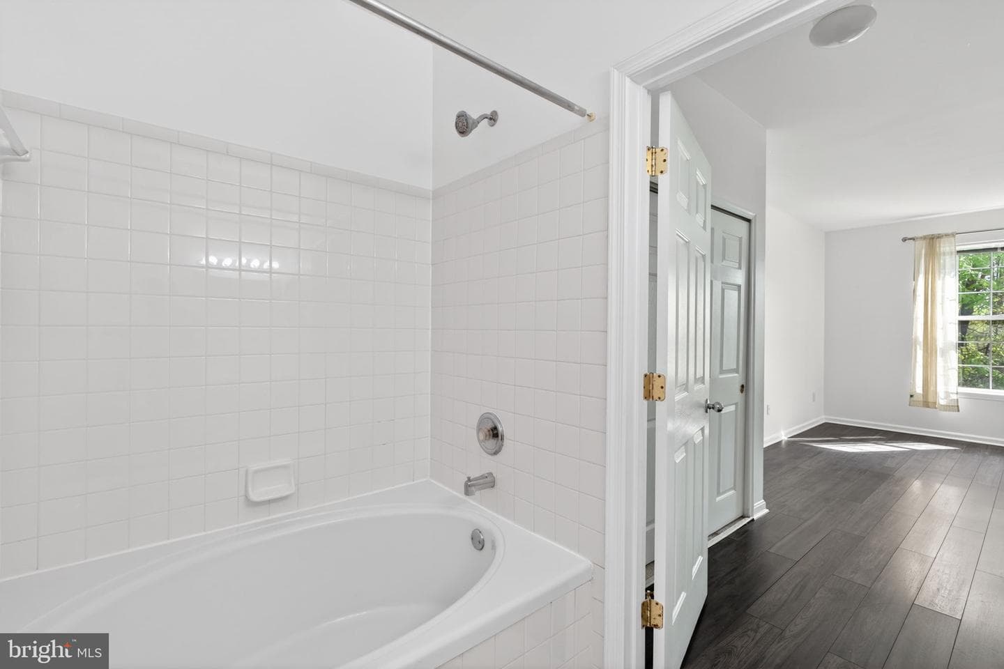 9645 Devedente Drive #204 photo 10