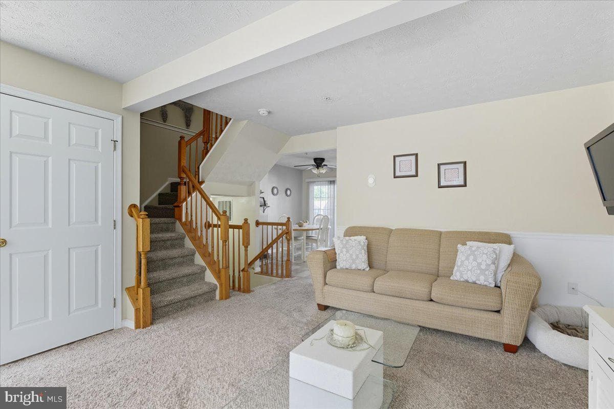 5213 Castlestone Drive photo 3