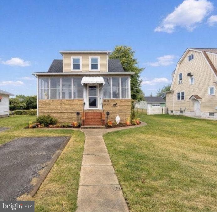6909 North Point Road photo 1