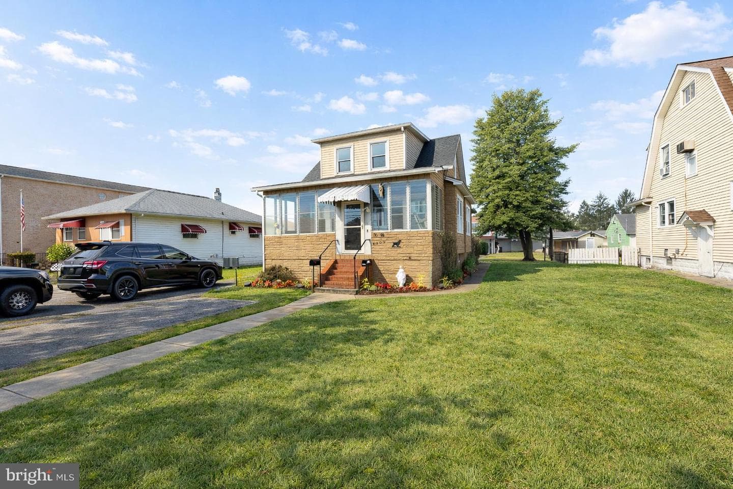 6909 North Point Road photo 2