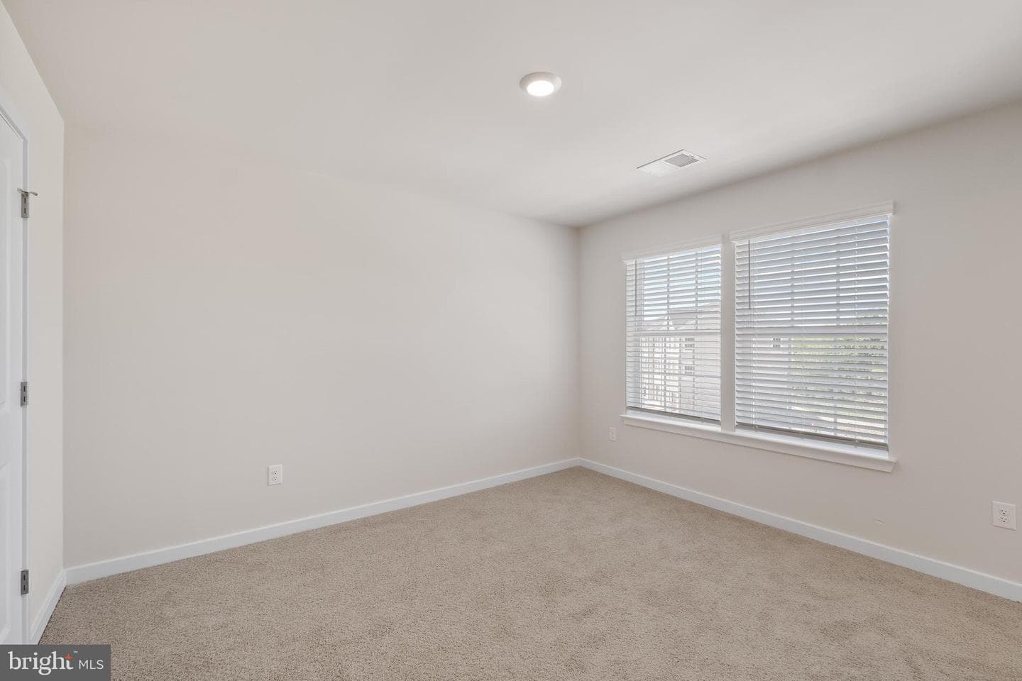 5019 Silver Oak Drive photo 26