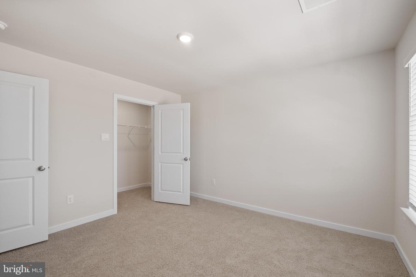 5019 Silver Oak Drive photo 27