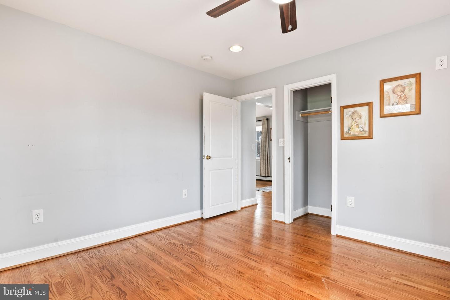 4416 Fullerton Avenue photo 35