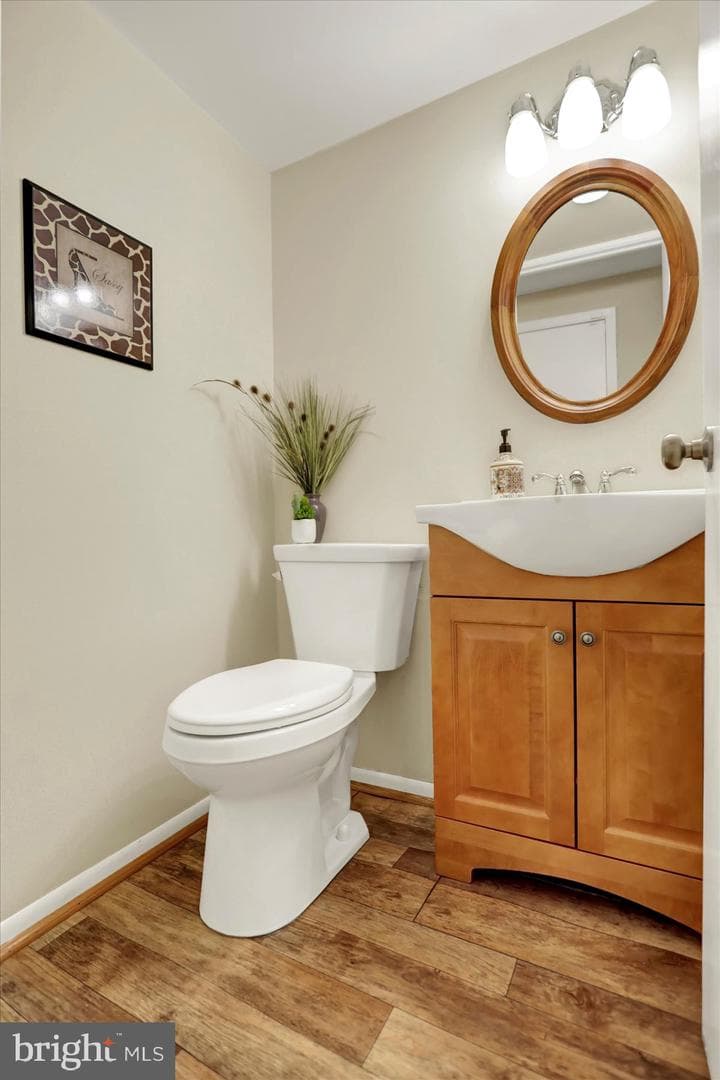 9228 Bowline Road photo 21