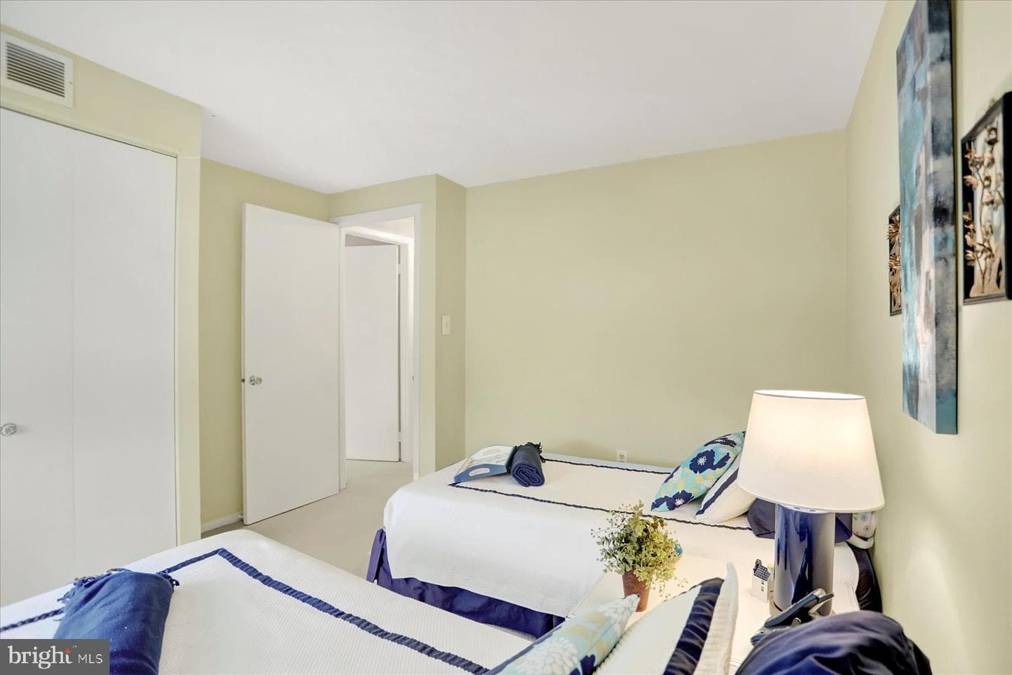 9228 Bowline Road photo 28