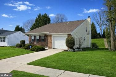 9228 Bowline Road photo 3